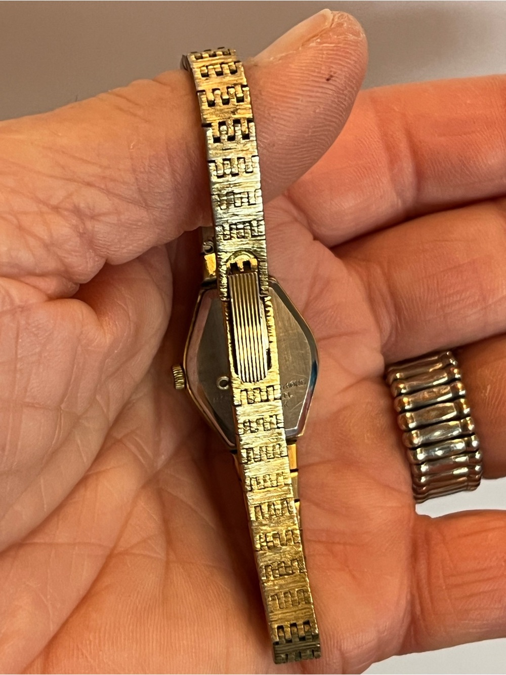 Vintage Caravelle Ladies Watch - Picture 4 of 7